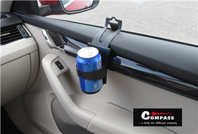 06276 Držák nápojů