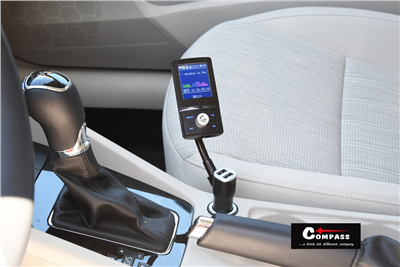 07722 Hands free FM transmitter LCD COLOR