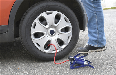 09152 Hustilka nožní s manometrem dvoupístová