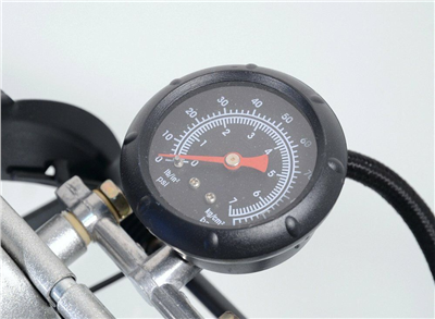 09154 Hustilka nožní s manometrem dvoupístová TÜV/GS 2x120mm