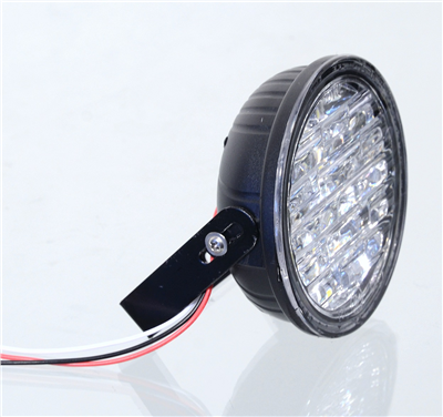 33541 Světla denního svícení kulatá 18 LED/12V