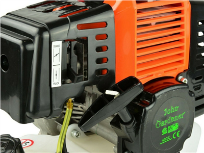 Motorová kosa - křovinořez 3,0 kW, benzinový, kotouče, nože, maska, struny