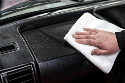 Total čistič interiéru - 1000ml