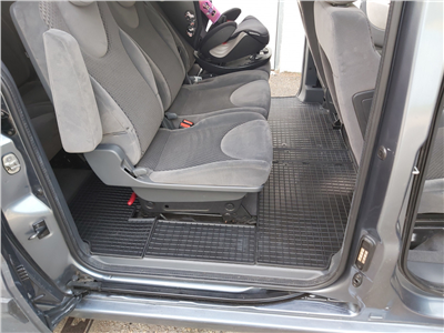 Gumové autokoberce Citroen Jumpy 2007-2016 (3. řada)