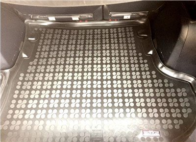 Gumová vana do kufru Mitsubishi Outlander 2005-2012 (bez i se subwooferem)