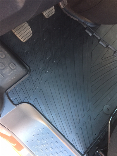 Gumové autokoberce Renault Trafic 2014-