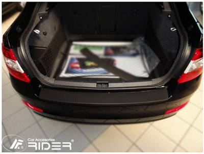 Ochranná lišta hrany kufru Škoda Octavia III. 2013-2020 (sedan)