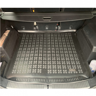 Gumová vana do kufru VW Touran 2015- (5 i 7 míst, horní dno)