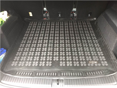 Gumová vana do kufru VW Touran 2015- (5 i 7 míst, horní dno)