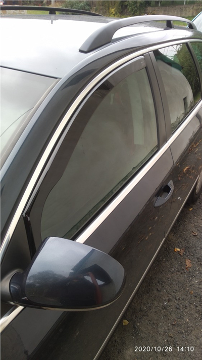 Ofuky oken VW Passat B7 2010-2014 (přední)