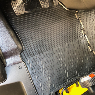 Gumové autokoberce Iveco Daily 2014-