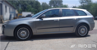 Boční ochranné lišty Alfa Romeo 159 2005-2011 (combi)