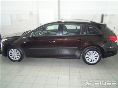 Boční ochranné lišty Chevrolet Cruze 2011-2015 (sedan, combi)