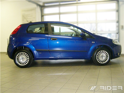 Boční ochranné lišty Fiat Punto Grande 2005-2011 (hatchback, 3 dveře)