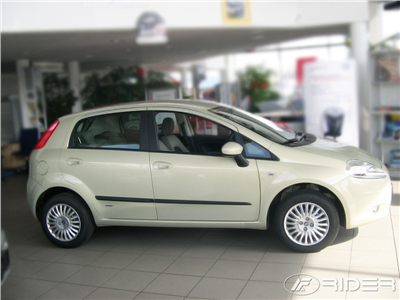 Boční ochranné lišty Fiat Punto Grande 2005-2011 (hatchback, 5 dveří)