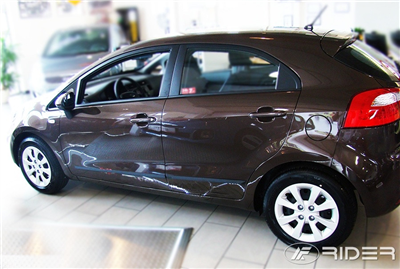 Boční ochranné lišty Kia Rio 2011-2017 (hatchback)
