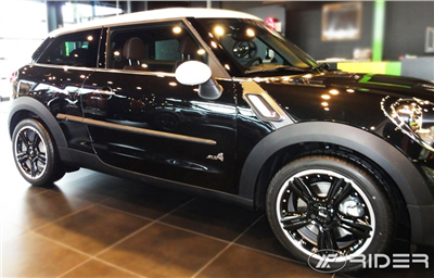 Boční ochranné lišty Mini Peaceman 2013- (hatchback)