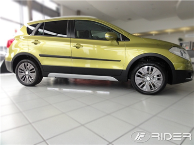 Boční ochranné lišty Suzuki SX4 S-Cross 2013-2021