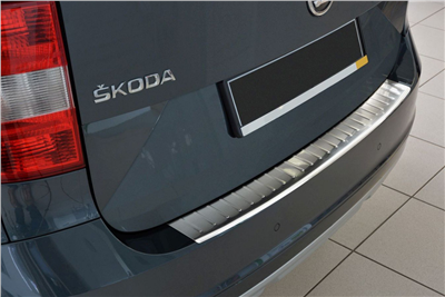 Ochranná lišta hrany kufru Škoda Yeti 2013-2017 (pouze 4x4 a verze Outdoor, matná)