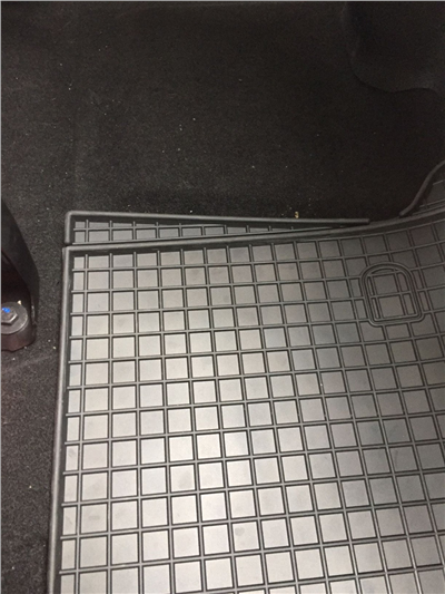 Gumové autokoberce Citroen Jumpy 2016- (přední, 2 i 3 místa)