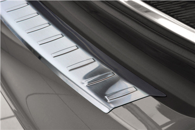 Ochranná lišta hrany kufru Škoda Superb II. 2013-2015 (combi, matná)