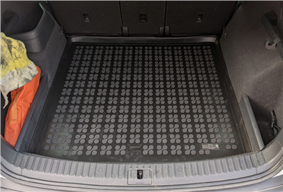 Gumová vana do kufru Škoda Kodiaq 2017- (5 míst, dojezd. kolo i opravná sada)