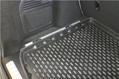 Gumová vana do kufru Land Rover Range Rover Evoque 2011-2019 (kolejnice v kufru)