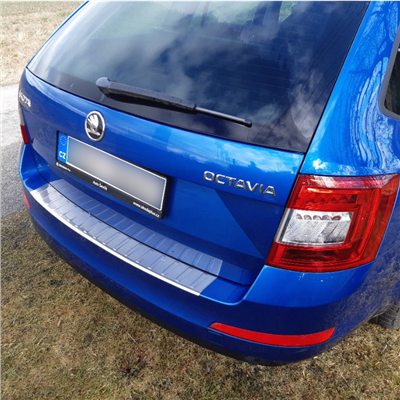 Ochranná lišta hrany kufru Škoda Octavia III. 2013-2017 (combi, matná)