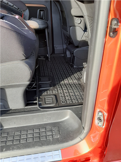 Gumové autokoberce Citroen Jumpy 2016- (2. řada)