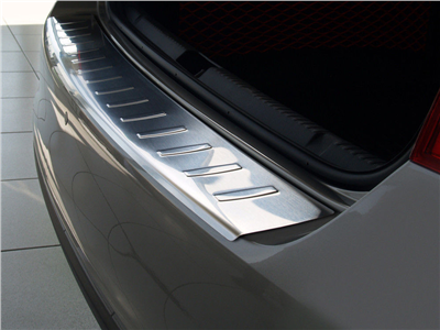 Ochranná lišta hrany kufru Škoda Rapid 2012-2019 (liftback, matná)