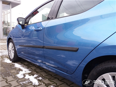 Boční ochranné lišty Nissan Micra 2017-