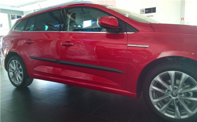 Boční ochranné lišty Renault Megane 2016- (hb)