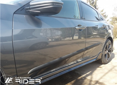 Boční ochranné lišty Honda Civic 2017-2021 (hatchback)