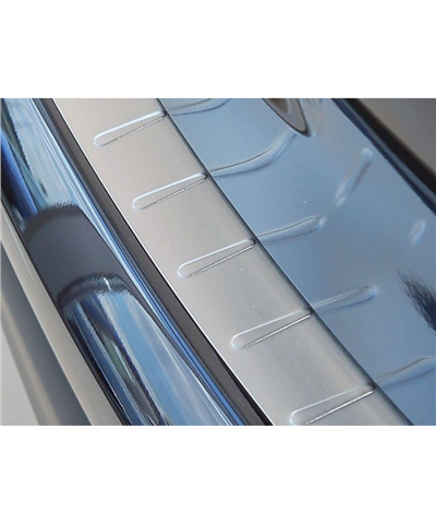 Ochranná lišta hrany kufru Škoda Octavia II. 2004-2009 (sedan)