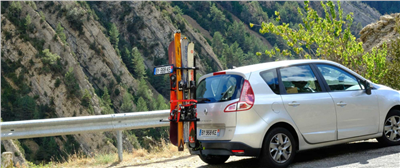 Nosič lyží na tažné zařízení Buzzski