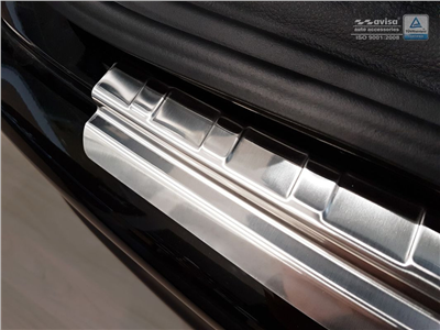 Ochranná lišta hrany kufru Jeep Compass 2017- (matná)