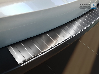 Ochranná lišta hrany kufru Citroen Jumpy 2016- (plastový nárazník, otočné dveře, matná)