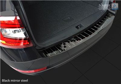 Ochranná lišta hrany kufru Škoda Octavia III. 2017-2020 (combi, tmavá, chrom)