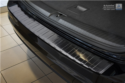 Ochranná lišta hrany kufru VW Touran 2015- (tmavá, matná)