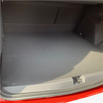 Gumová vana do kufru Dacia Duster 2018- (4x4)