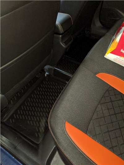 Gumové autokoberce Lada Vesta 2015-