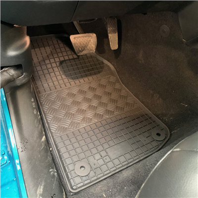 Gumové autokoberce Jeep Wrangler 2019-