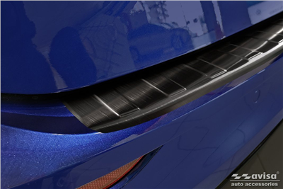 Ochranná lišta hrany kufru VW Golf VIII. 2020- (tmavá, matná, combi)