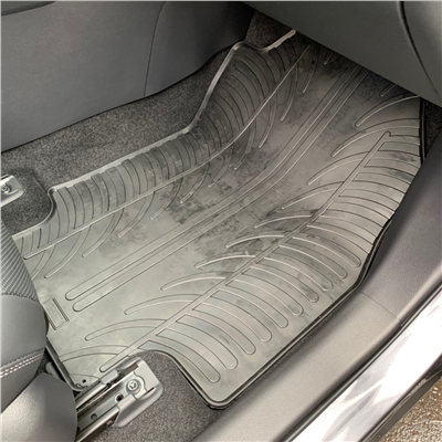 Gumové autokoberce Suzuki Across 2021- (PHEV, automat)