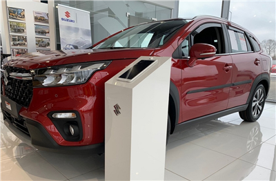 Boční ochranné lišty Suzuki SX4 S-Cross 2022-