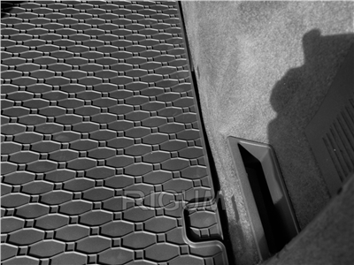 Gumová vana do kufru Opel Astra H 2004-2014 (combi)