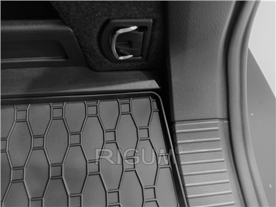 Gumová vana do kufru VW Passat B8 2015-2023 (combi, horní dno)