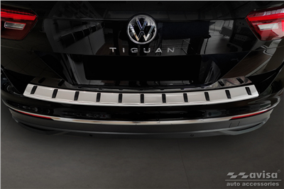 Zesílená ochranná lišta hrany kufru VW Tiguan 2016-2023 (matná)