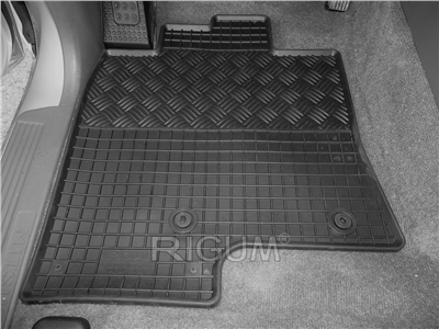 Gumové autokoberce Mitsubishi Pajero 2006-2018