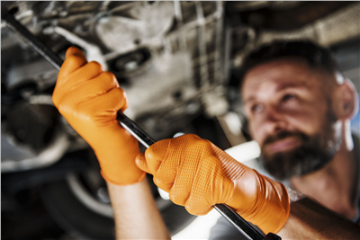 Nepudrované nitrilové rukavice MERCATOR gogrip (orange), velikost M, balení 50 ks